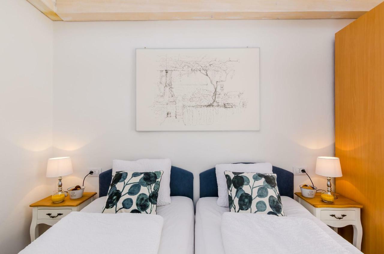 Midtown Apartments ดูบรอฟนิก ภายนอก รูปภาพ